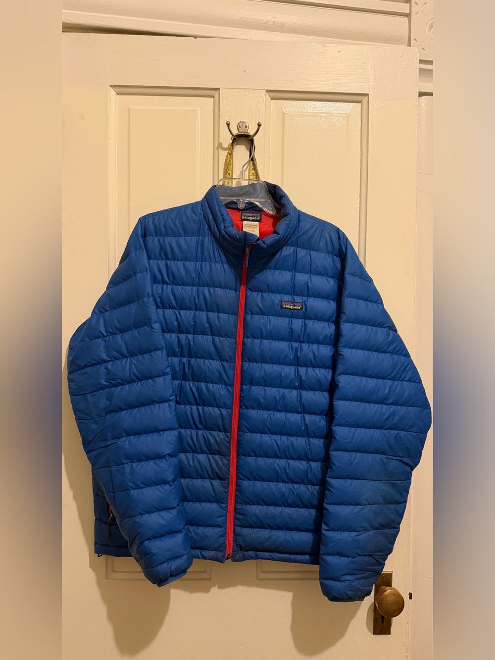 Patagonia Men’s Down Sweater Jacket Large Blue Red Puffer